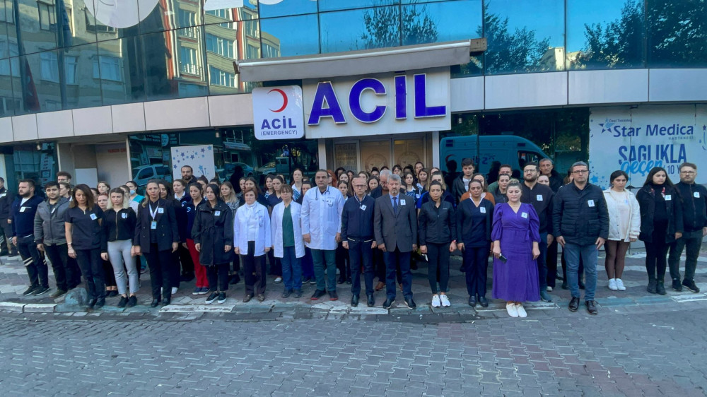 ÖZEL STAR MEDİCA HASTANESİ 10 KASIM ATATÜRK’Ü ANMA GÜNÜ DÜZENLEDİ