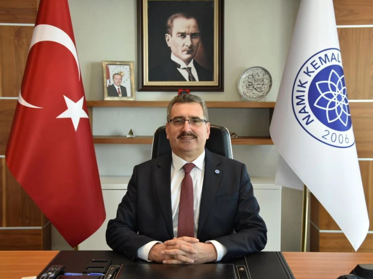 REKTÖR ŞAHİN: “CUMHURİYET, BİLİM, AKIL VE VATAN SEVGİSİ EKSENİNDE GELECEĞE UZANAN EN GÜÇLÜ TEMİNATIMIZ”