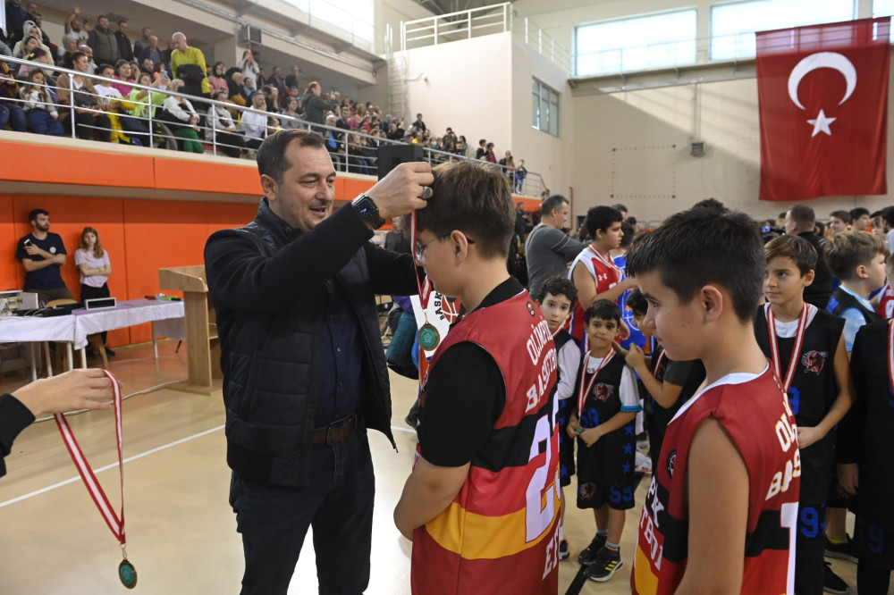 Süleymanpaşa Belediyesinden kaybedeni olmayan turnuva